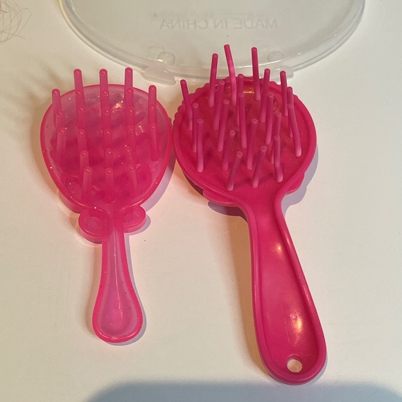 Barbie Thumbelina 🦋Janessa & Chrysella dolls - Picture 9 of 16